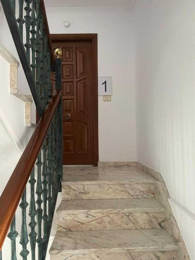 Demar Luis Casais Apartment